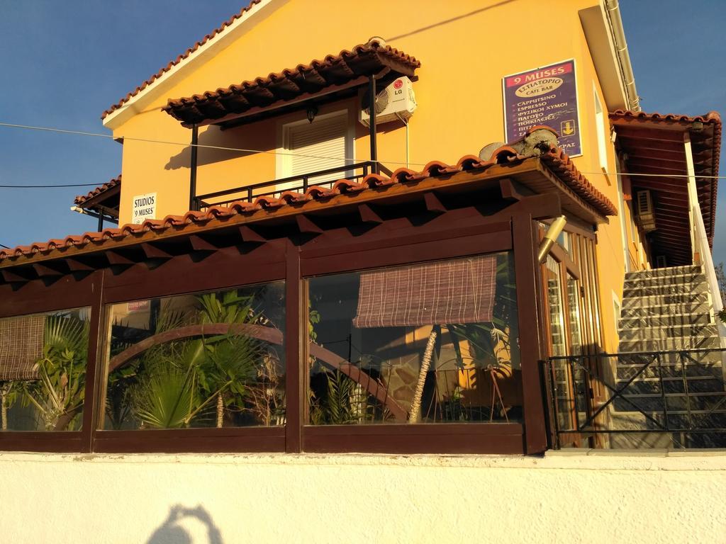 9 Musses Rooms-Studios Skala Mistegnon Exterior photo